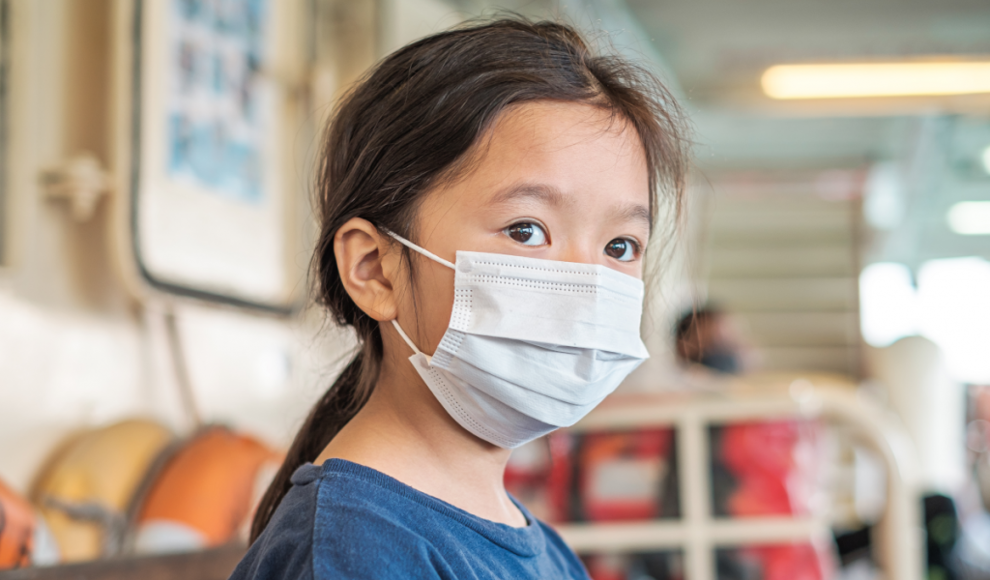 Chinesisches Kind mit Lungenkrankheit