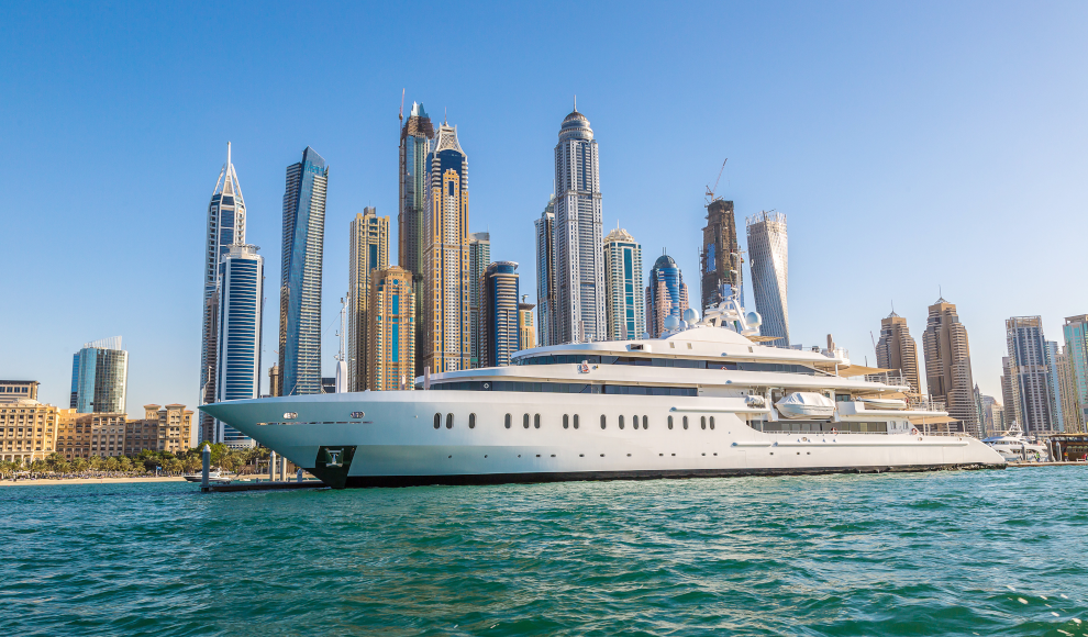 Yacht eines Milliardärs in Dubai